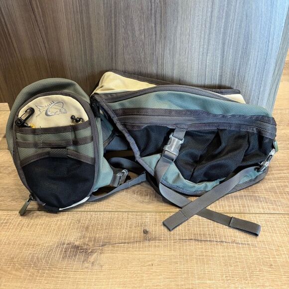 William Joseph Surge Fishing Sling Pack - Picture 3 of 8